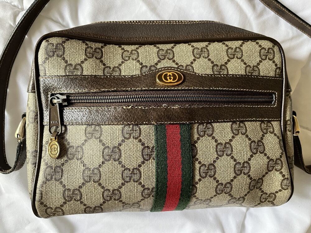 Gucci Vintage Bag Shoulder Bag Purse Sherry GG Supreme Brown Large Authentic